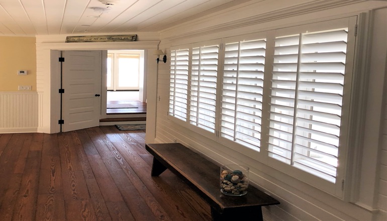 Faux wood plantation shutters in Orlando